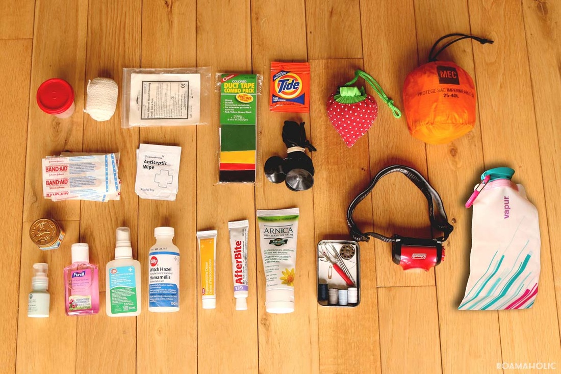 Adventure it Out Travel First Aid Kit Breakdown
